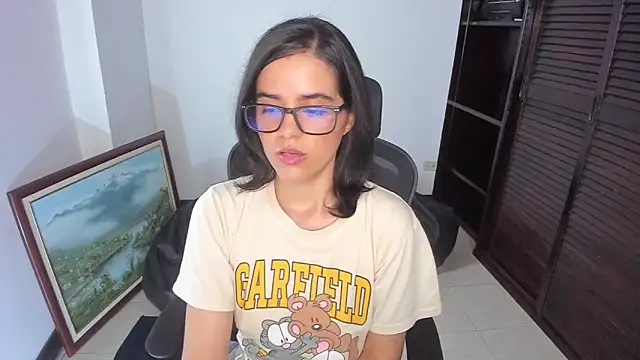 mia collins x online show from December 4, 8:50 pm