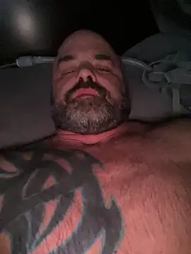 Snapshot of TattooedMonster chatting on April 5, 4:31 am TattooedMonster online show from April 5, 4:31 am