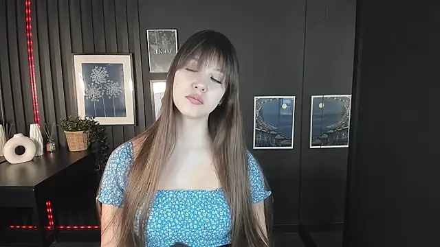 ElizaMild online show from January 23, 1:02 pm