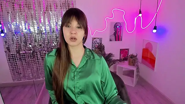 ElizaMild online show from January 28, 1:16 pm