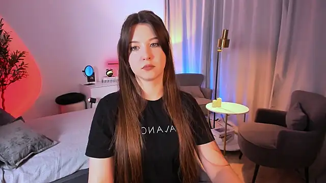 ElizaMild online show from March 11, 1:17 pm