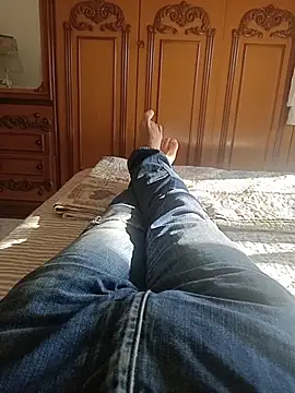 Snapshot of Bobby967 chatting on November 11, 9:31 am Bobby967 online show from November 11, 9:31 am