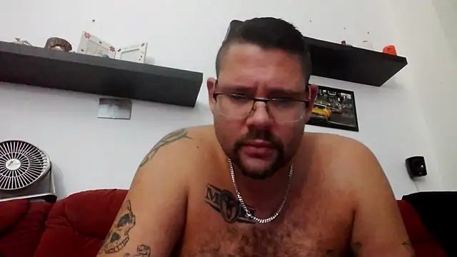 sexykevin17cm online show from December 3, 5:55 pm