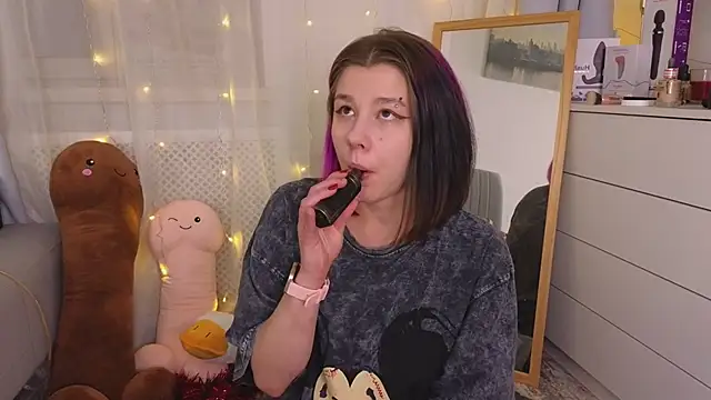 Mira Falls online show from January 15, 8:51 am