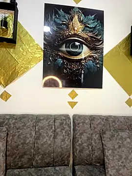 Shantal Lovee online show from December 3, 2:37 pm