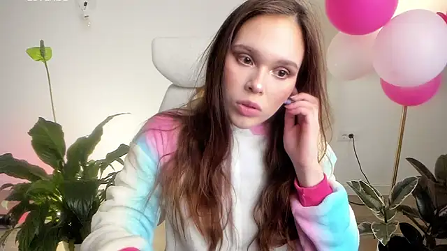 Snapshot of Pokemeboy chatting on March 13, 9:16 pm Pokemeboy online show from March 13, 9:16 pm