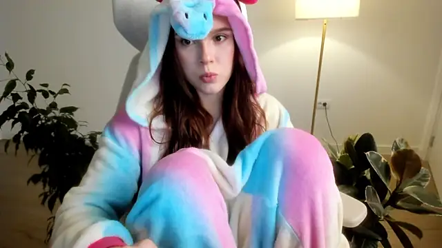 Pokemeboy online show from December 4, 6:05 pm