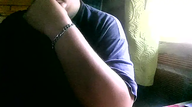 Snapshot of Eze_mole chatting on February 23, 6:56 pm Eze mole online show from February 23, 6:56 pm