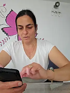 IsabelleCraft online show from November 25, 10:04 am