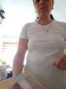 IsabelleCraft online show from March 12, 10:54 am