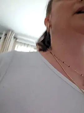 IsabelleCraft online show from March 30, 1:23 pm