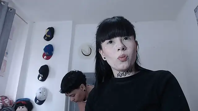 dulce maria x online show from September 27, 11:48 am