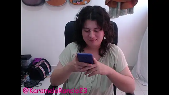 Smoke trip Alicia online show from February 23, 1:32 pm