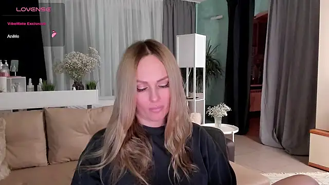 Libby Nora online show from January 8, 2:35 pm