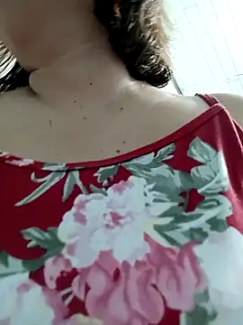 XXLorie 02 online show from September 17, 12:51 pm