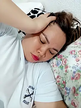 XXLorie 02 online show from October 4, 12:25 pm