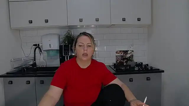 erikaerika online show from September 15, 6:57 am