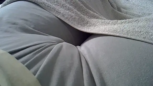 perescam online show from February 5, 4:44 pm