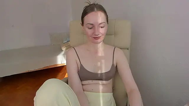 CandyAshley online show from June 6, 4:06 am