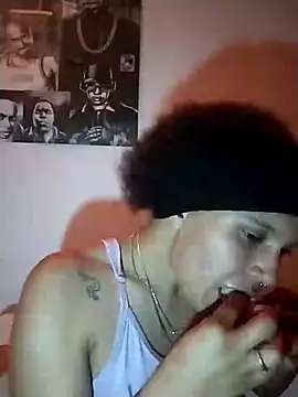 LUNAdeMARTE online show from December 7, 3:04 am