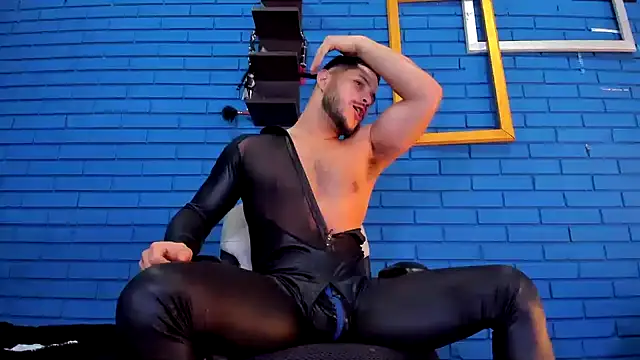 TheIan26 online show from December 20, 11:37 pm