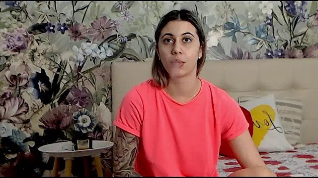 RoseDiamond06 online show from February 22, 12:40 pm