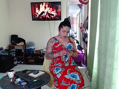 Sashaferrari2000 online show from April 3, 5:55 pm