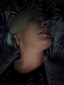 Snapshot of PinkTheHawk chatting on March 9, 8:18 am PinkTheHawk online show from March 9, 8:18 am