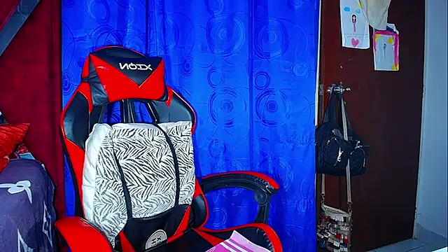 DanisaBrown online show from February 14, 3:20 pm