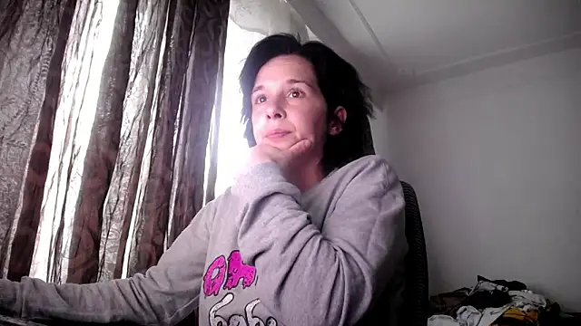 Snapshot of SexxyLety chatting on May 21, 12:01 pm SexxyLety online show from May 21, 12:01 pm
