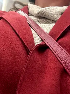 emma tour online show from December 3, 3:43 pm