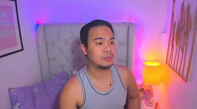 Snapshot of AsianZero chatting on February 27, 5:26 pm AsianZero online show from February 27, 5:26 pm