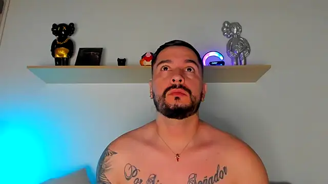 camilo restrepo21 online show from February 22, 11:57 pm