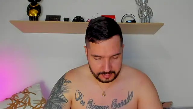 camilo restrepo21 online show from September 16, 12:00 am