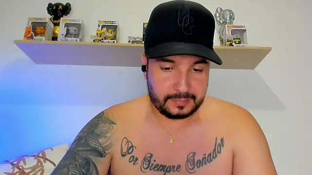 camilo restrepo21 online show from May 13, 12:08 am