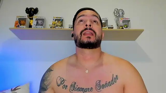 camilo restrepo21 online show from May 28, 12:30 am