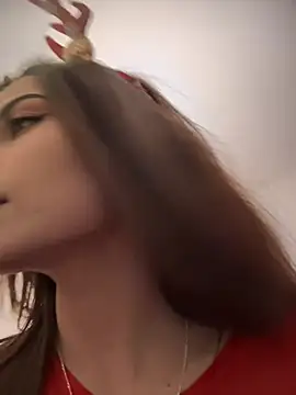 Snapshot of Sweett_Priya chatting on December 8, 3:53 am Sweett Priya online show from December 8, 3:53 am