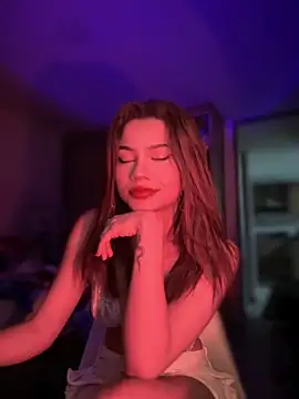 Snapshot of Sweett_Priya chatting on March 9, 2:39 am Sweett Priya online show from March 9, 2:39 am