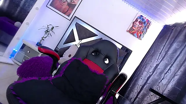 Salo hot04 online show from April 2, 2:04 pm