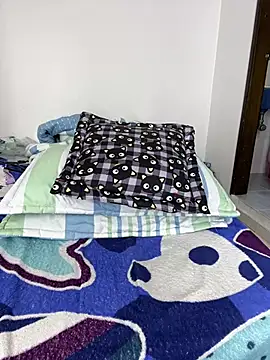 sandylau online show from April 13, 8:14 pm