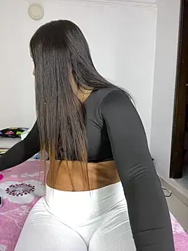 sandylau online show from June 16, 8:33 pm