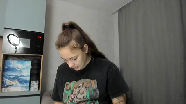 why again me online show from September 21, 4:52 pm