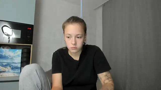 why again me online show from September 30, 6:46 pm