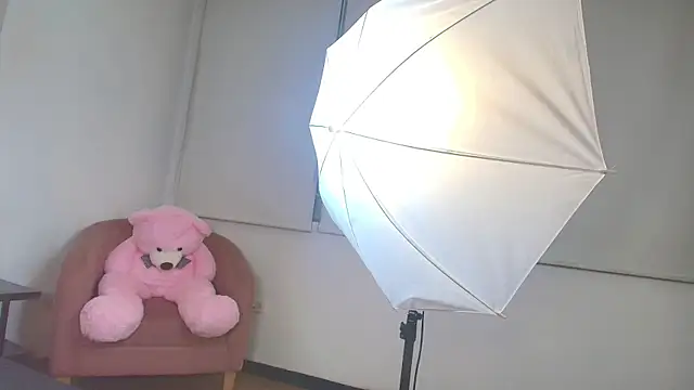 valerieharris online show from March 1, 2:15 am