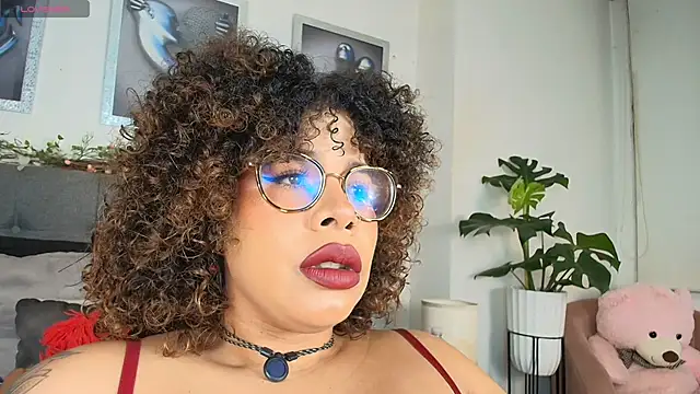 Snapshot of valerieharris chatting on June 19, 3:55 am valerieharris online show from June 19, 3:55 am