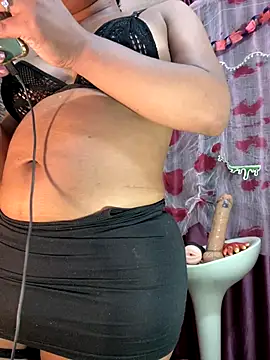 Newshantal  online show from October 12, 1:48 am