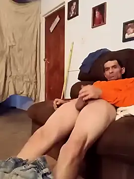 Snapshot of theeeegodv5 chatting on December 28, 6:50 pm theeeegodv5 online show from December 28, 6:50 pm