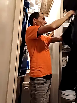 Snapshot of theeeegodv5 chatting on March 2, 1:52 am theeeegodv5 online show from March 2, 1:52 am