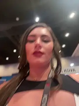 lovely beast online show from January 23, 2:12 am