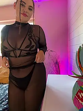 lovely beast online show from March 21, 4:18 pm